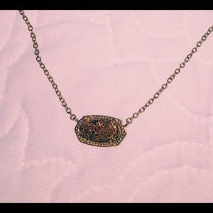Kendra Scott necklace